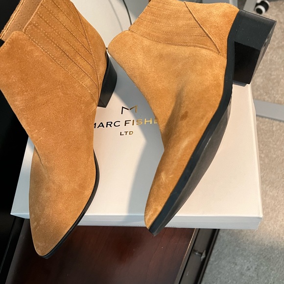 Marc Fisher bootie - Picture 2 of 2